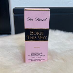 NEW Too Faced Born This Way Foundation